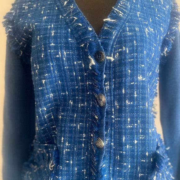 New sweater - Picture 6 of 15